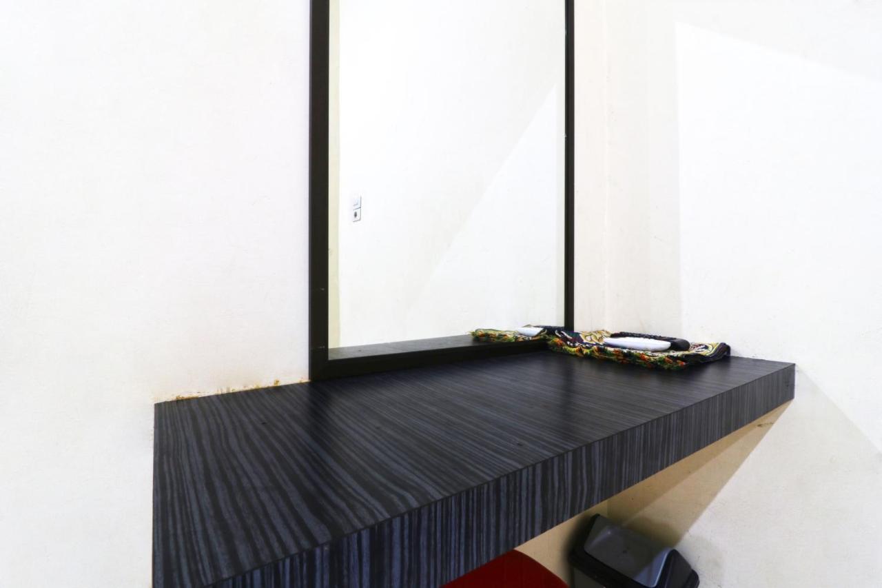 Guest House Taman Sari Syariah Pekanbaru Exterior photo